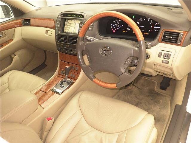 Toyota CELSIOR 2005 8515685-3