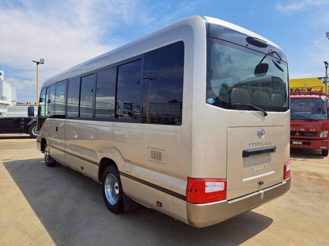 Toyota COASTER 2018 8515686-1