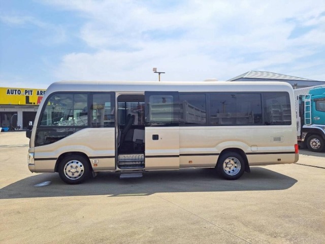 Toyota COASTER 2018 8515686-11