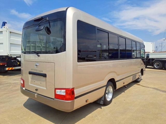 Toyota COASTER 2018 8515686-4