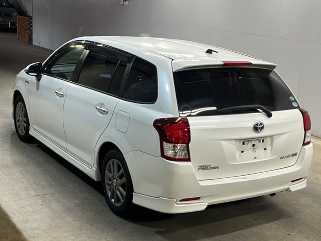 Toyota COROLLA FIELDER 2014 8513480-1