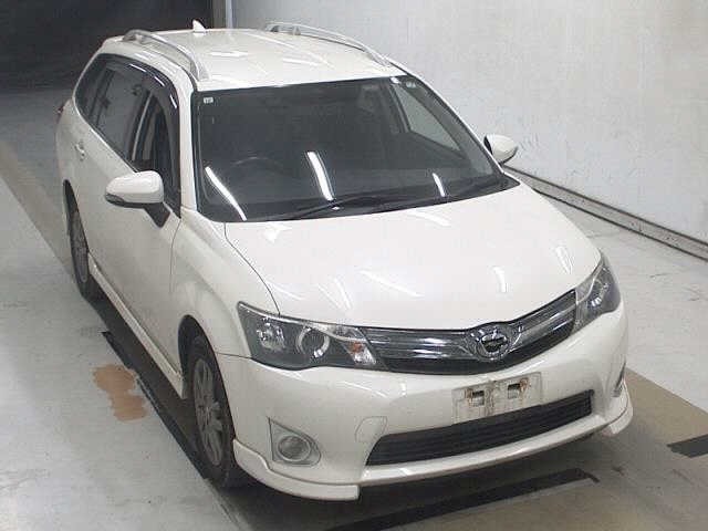 Toyota COROLLA FIELDER 2013 8513559-0