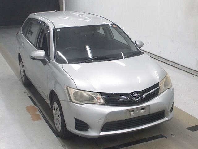Toyota COROLLA FIELDER 2013 8513577-0