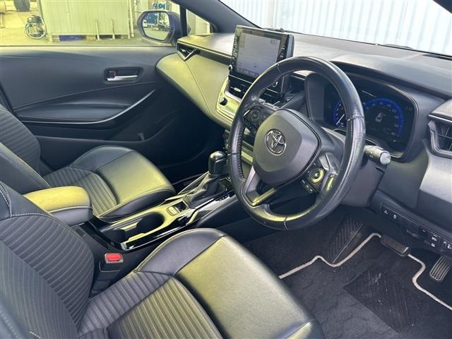 Toyota COROLLA TOURING 2020 8515654-4