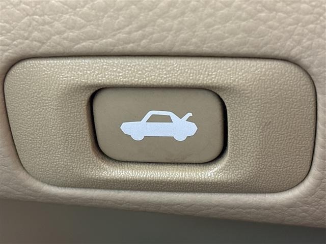 Toyota CROWN MAJESTA 2007 8515683-4