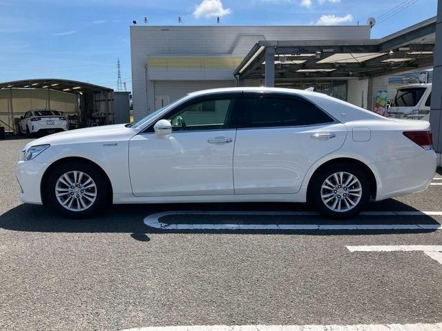 Toyota CROWN 2014 8515406-17