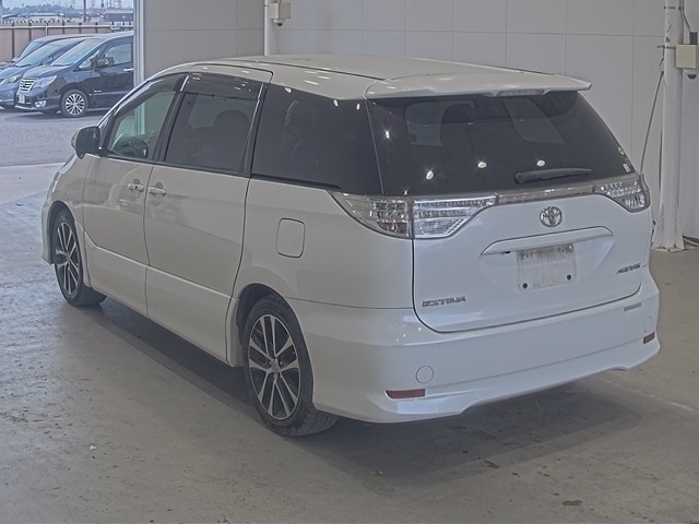 Toyota ESTIMA 2013 8515602-1
