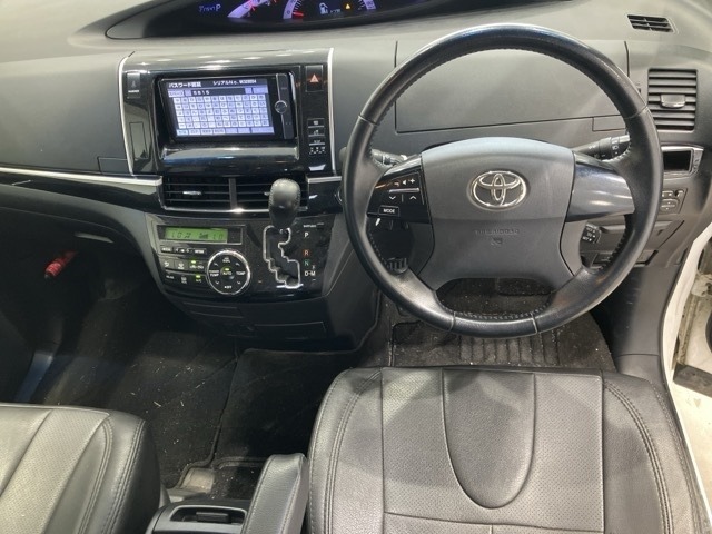 Toyota ESTIMA 2013 8515602-4