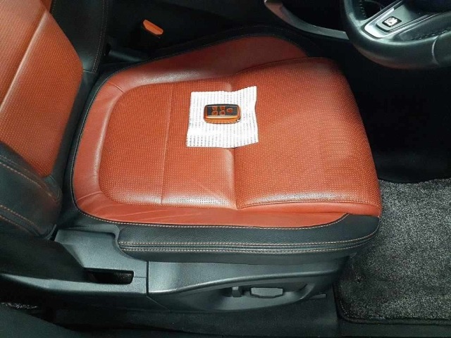 Jaguar F-PACE 2017 8515694-10