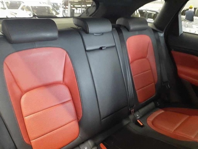 Jaguar F-PACE 2017 8515694-11