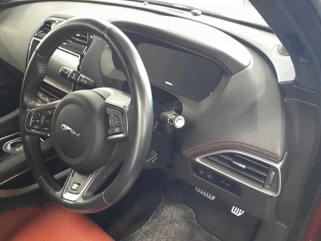 Jaguar F-PACE 2017 8515694-9