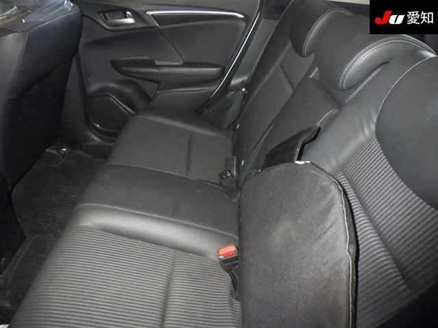 Honda FIT 2018 8510630-4