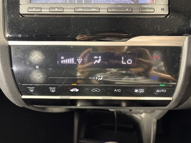 Honda FIT 2017 8510839-23