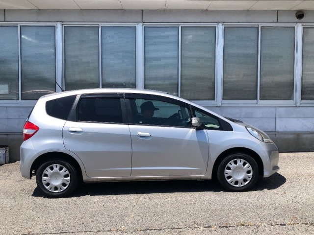 Honda FIT 2011 8510922-3