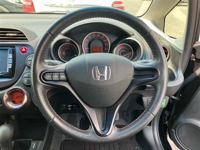 Honda FIT 2013 8510952-3