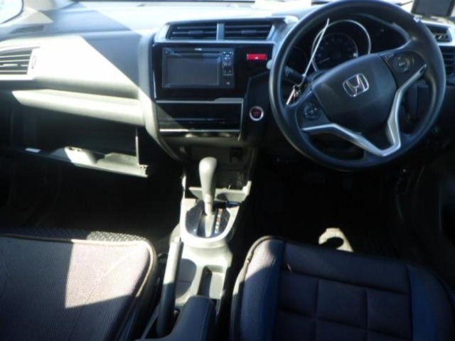 Honda FIT 2017 8511015-3