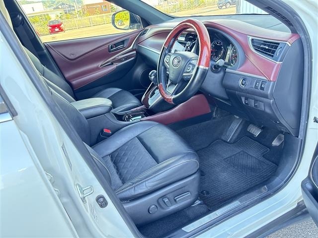Toyota HARRIER 2017 8514890-2