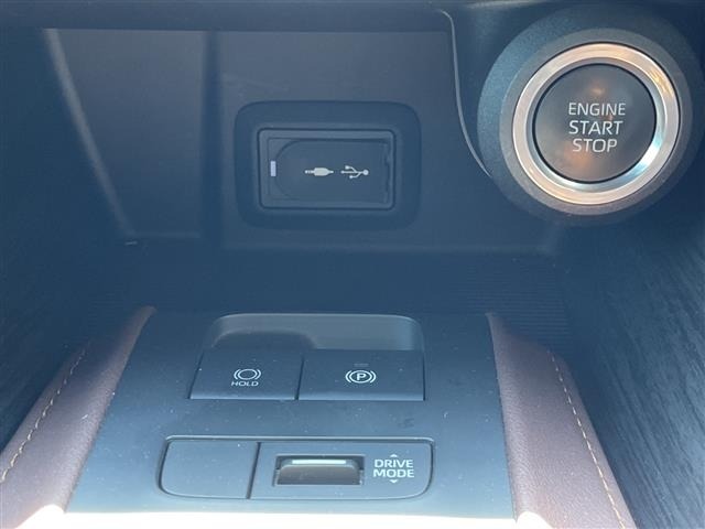Toyota HARRIER 2020 8514977-8