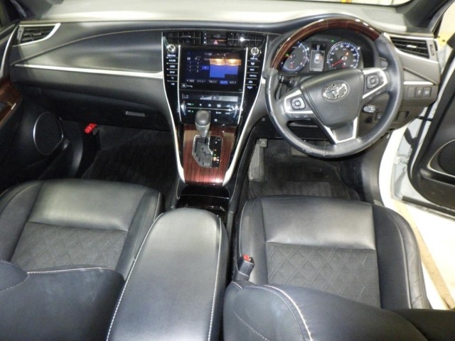 Toyota HARRIER 2016 8515013-3