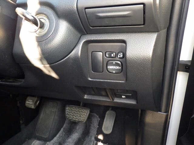 Toyota HARRIER 2003 8515018-6