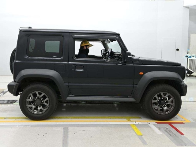 Suzuki JIMNY SIERRA 2021 8512210-3