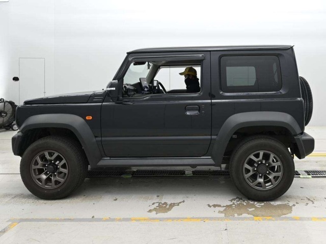 Suzuki JIMNY SIERRA 2021 8512210-4