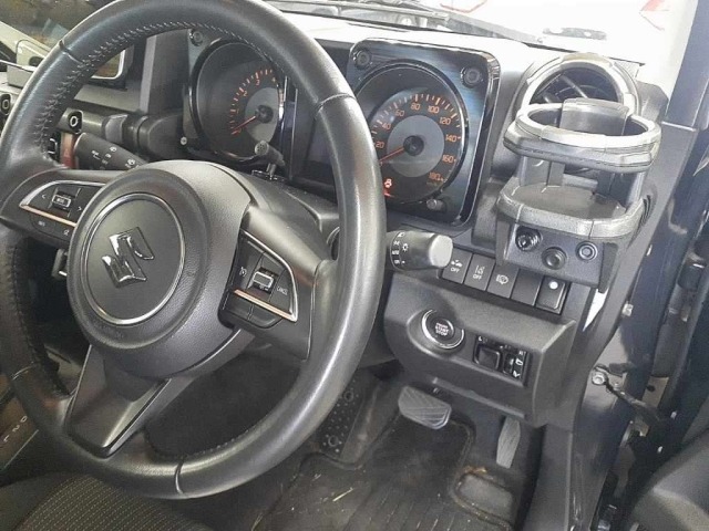 Suzuki JIMNY SIERRA 2021 8512210-9