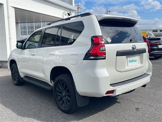 Toyota LAND CRUISER PRADO 2023 8515482-13