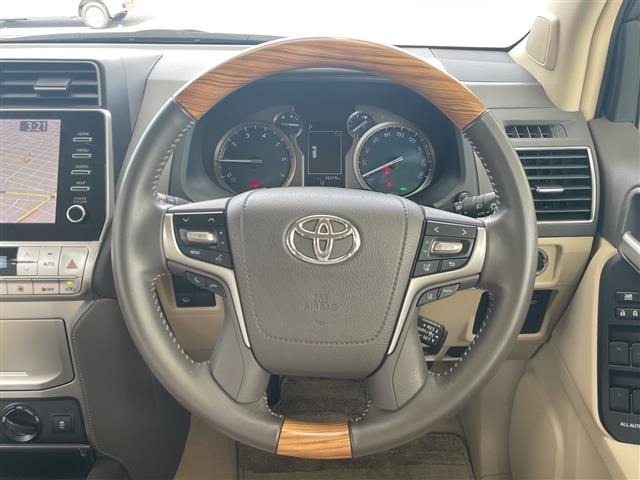 Toyota LAND CRUISER PRADO 2023 8515482-15