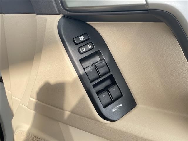 Toyota LAND CRUISER PRADO 2023 8515482-2