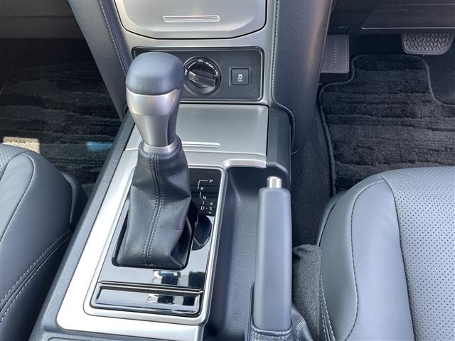 Toyota LAND CRUISER PRADO 2022 8515489-4