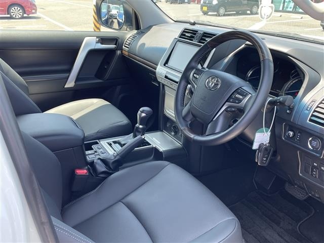 Toyota LAND CRUISER PRADO 2022 8515489-6