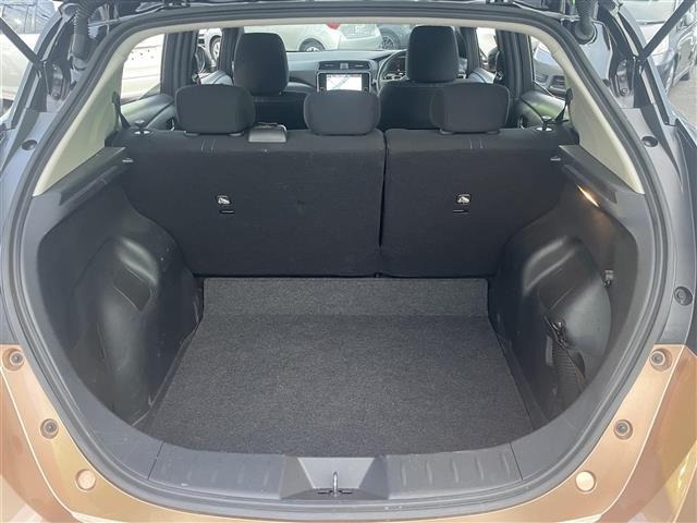Nissan LEAF 2022 8511138-20