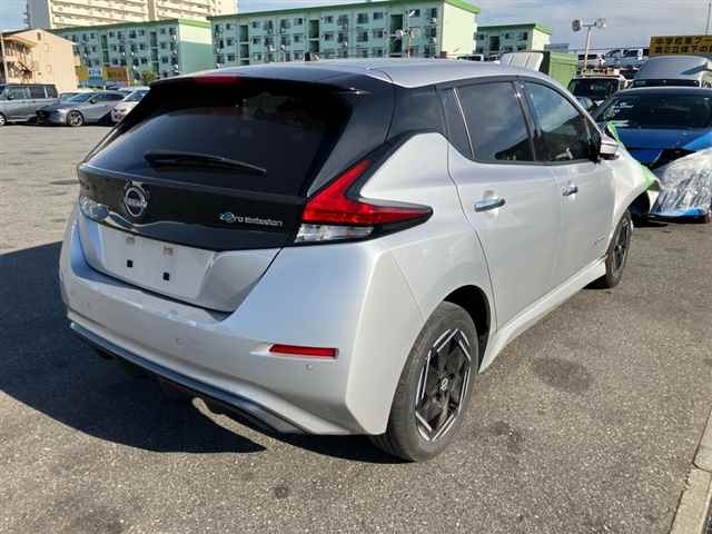 Nissan LEAF 2022 8511144-5