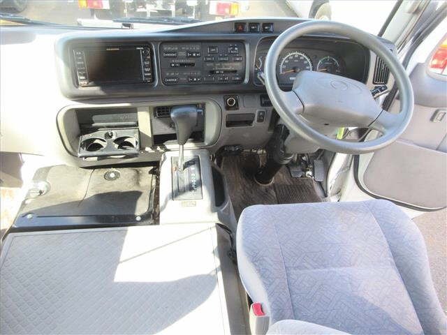 Hino LIESSE 2012 8514820-3
