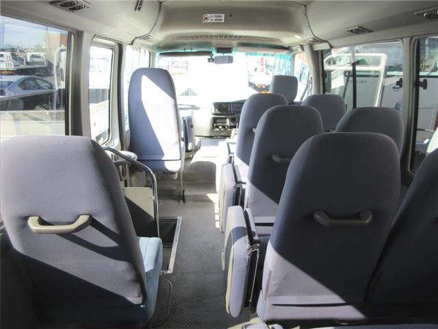 Hino LIESSE 2012 8514820-6