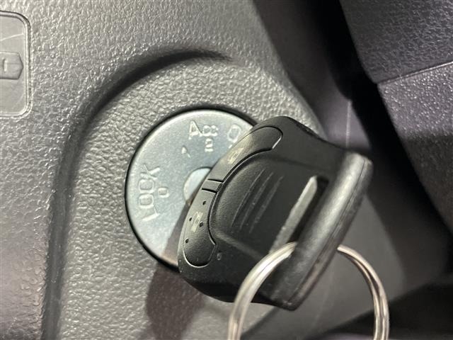 Nissan MARCH 2018 8515722-8