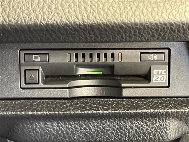 Toyota NOAH 2016 8510658-1