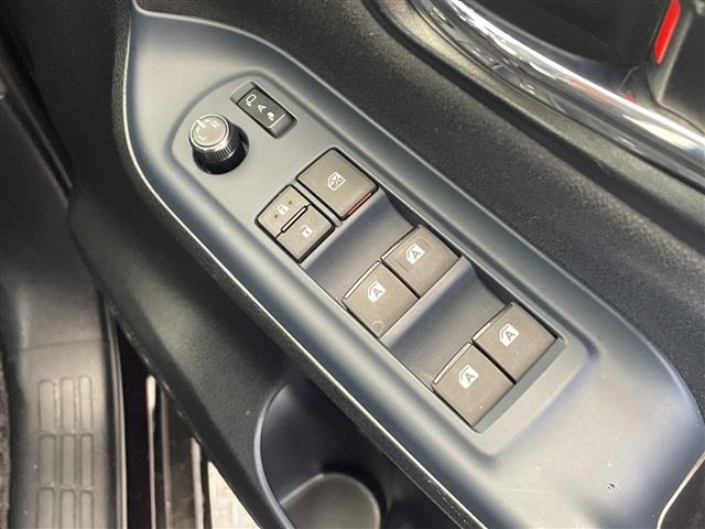 Toyota NOAH 2016 8510658-10