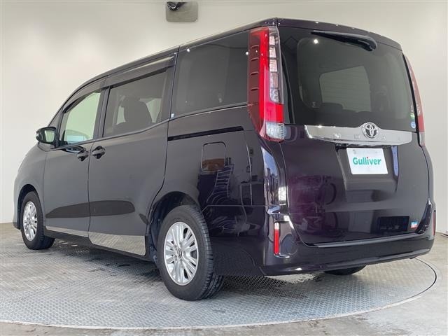 Toyota NOAH 2016 8510658-15