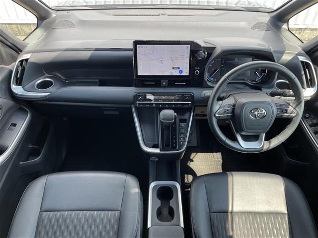 Toyota NOAH 2024 8510685-14