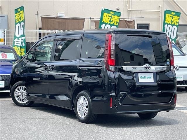 Toyota NOAH 2017 8510707-13