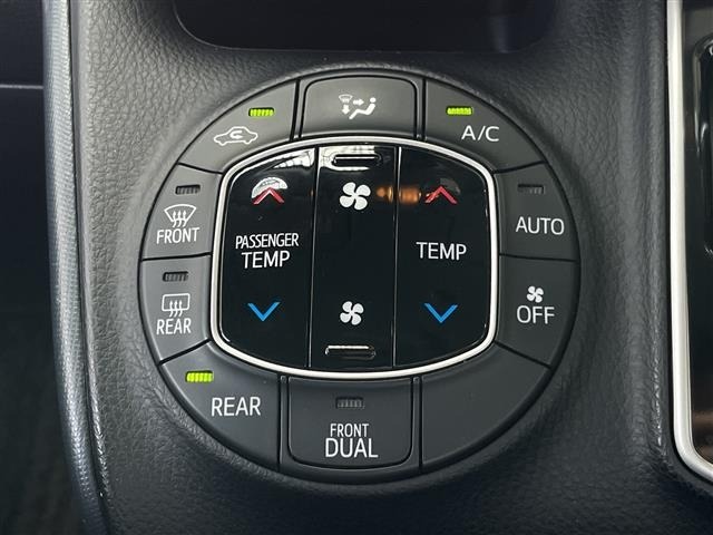 Toyota NOAH 2017 8510707-18
