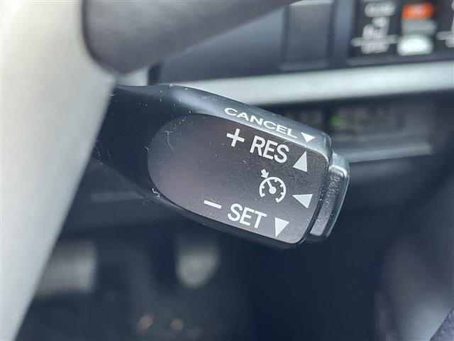 Toyota NOAH 2016 8510713-1