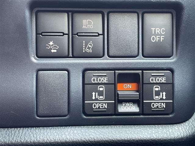 Toyota NOAH 2016 8510713-8