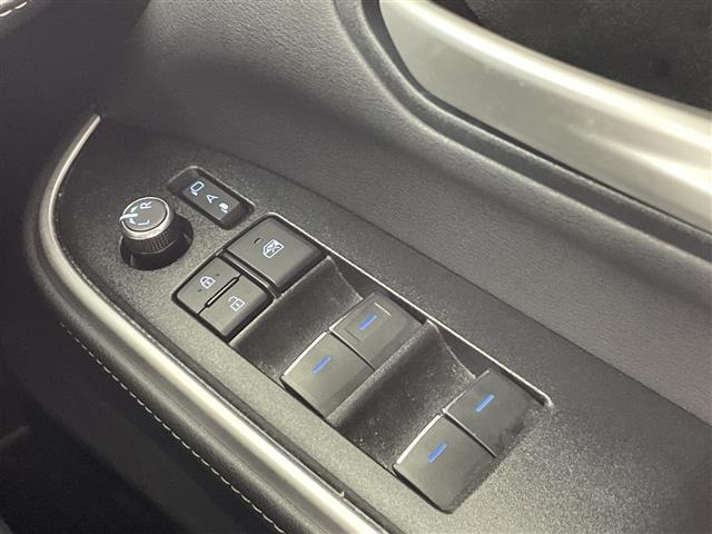 Toyota NOAH 2023 8510715-22