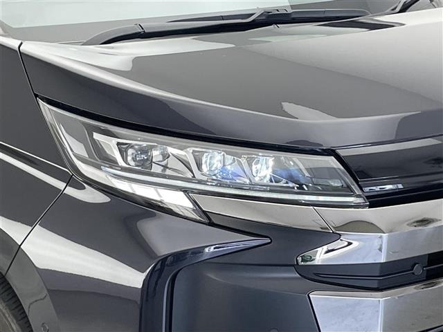 Toyota NOAH 2023 8510722-10