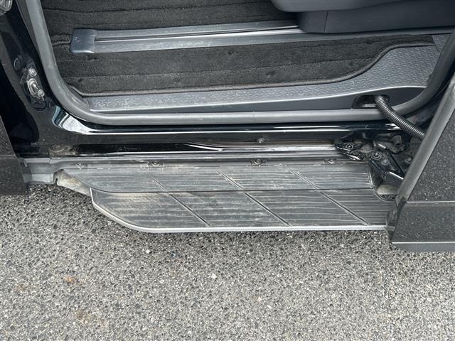 Toyota NOAH 2023 8510726-4