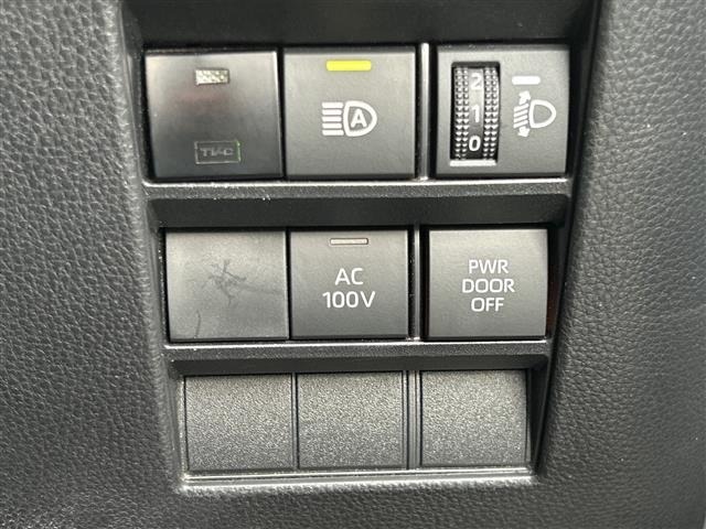 Toyota NOAH 2023 8510726-9