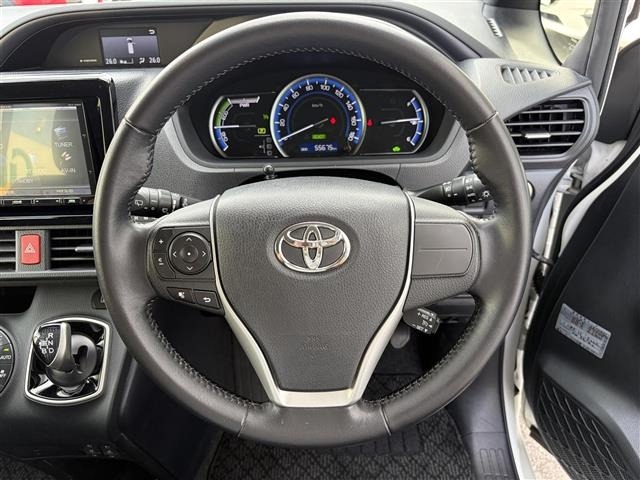 Toyota NOAH 2014 8510732-11